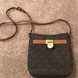 BNWT Michael Kors crossbody bag